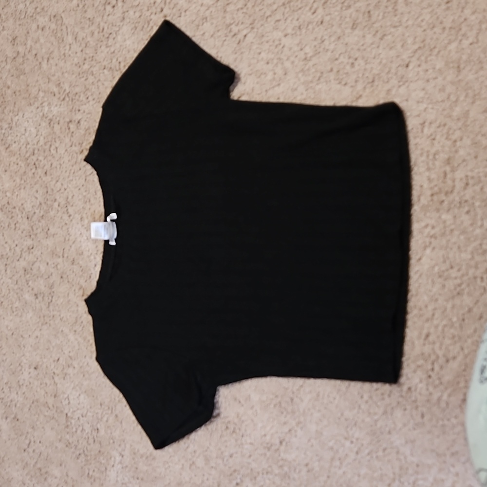 Black crop top